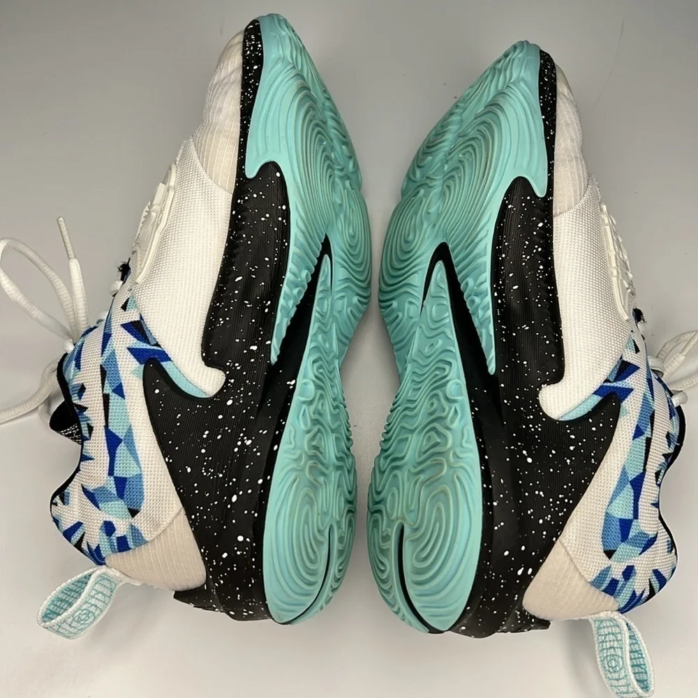 Nike Zoom Freak 3 GS 'Copa' Sneakers!
